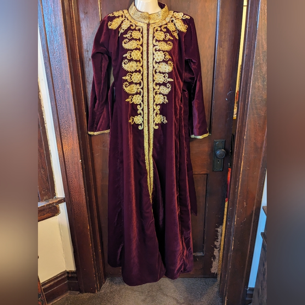 NEW Half-zip velvet coverup abaya deep raspberry and gold